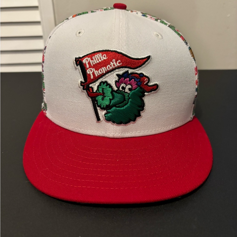 Philly Phanatic ‘All over’ Bryce Harper snapback hat